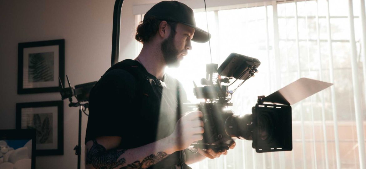 Beyond the Blur: What Filmmaking Lenses Teach Us About Human Vision - Videographers Toronto